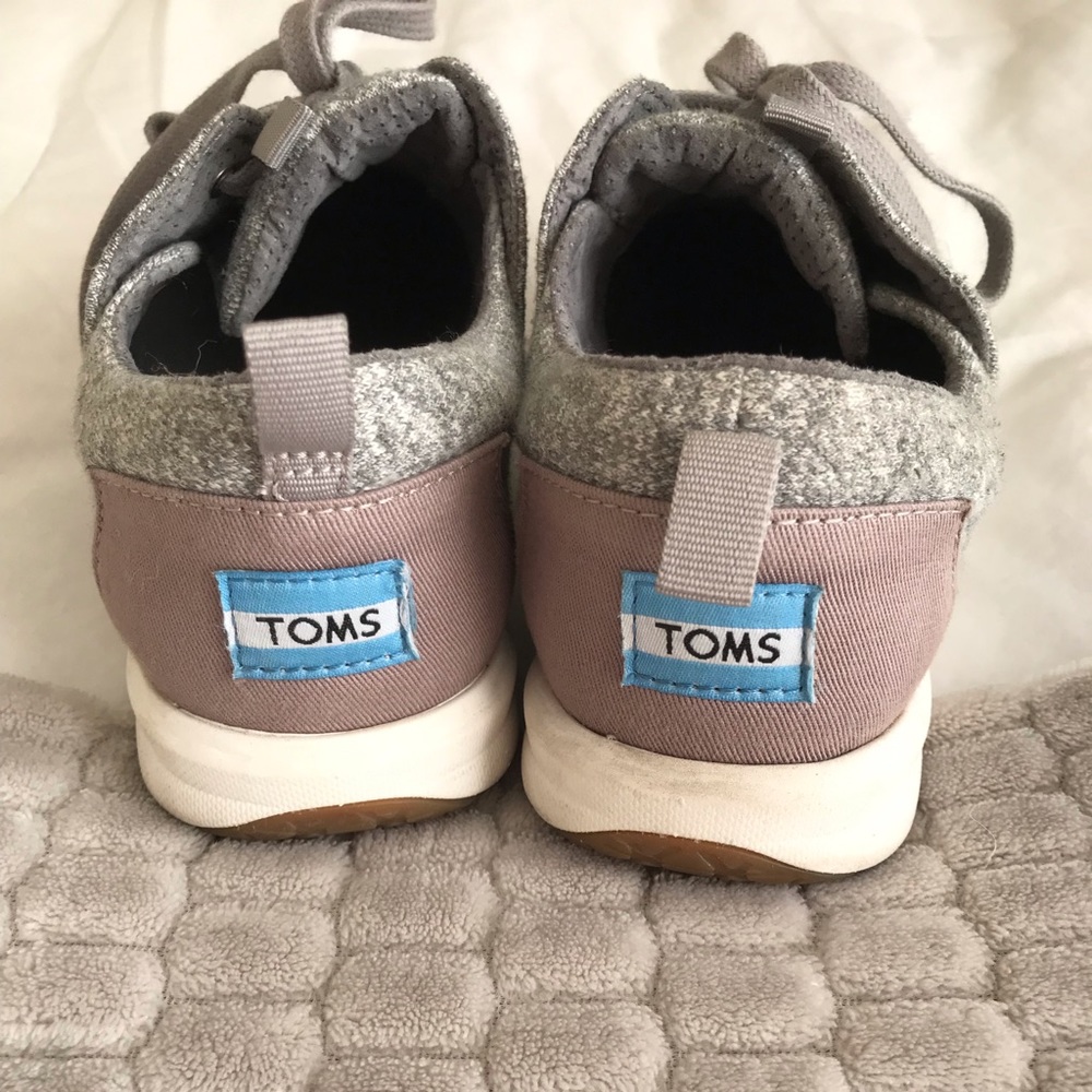 ✨✨TOMS Women’s Shoes!✨✨